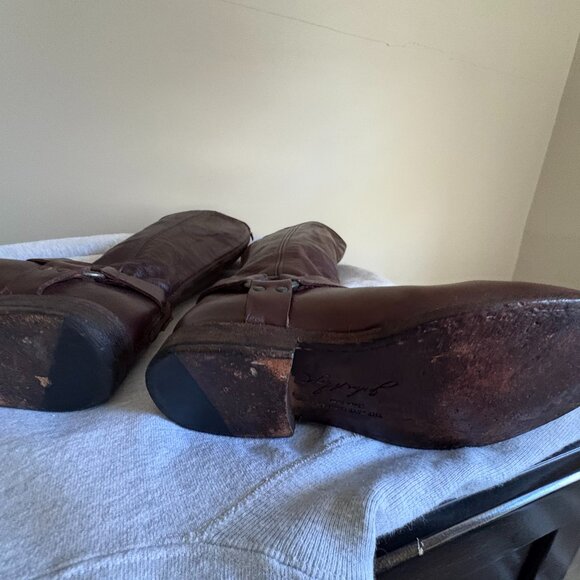 FRYE Women's 15" boots, barely worn - Picture 2 of 6